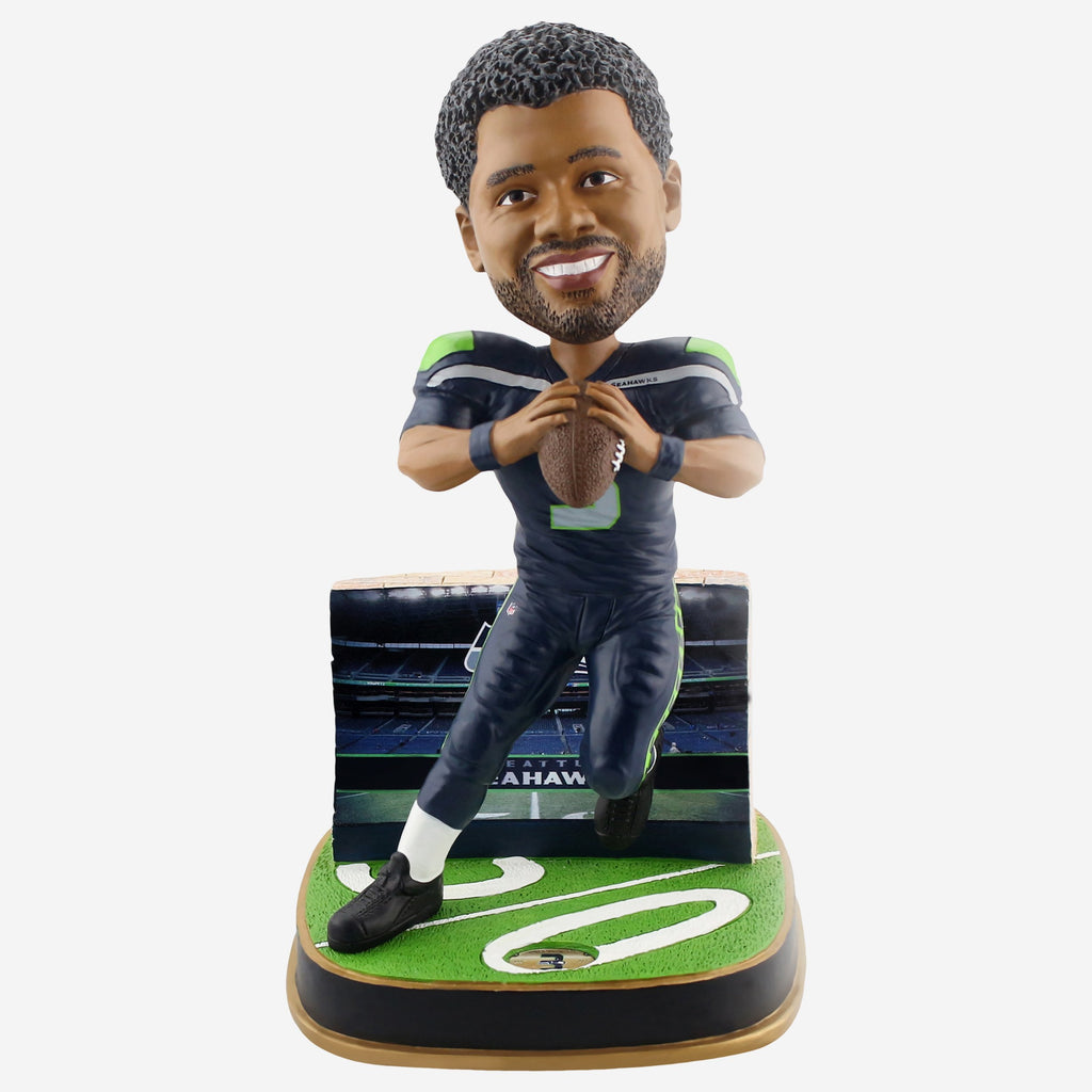 Russell Wilson Seattle Seahawks Game Day Stadium Bobblehead FOCO - FOCO.com