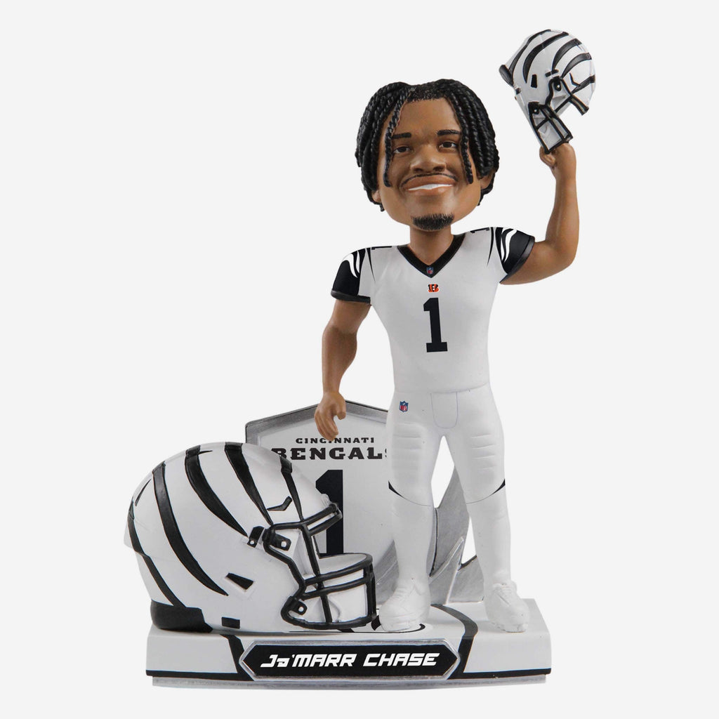 Ja'Marr Chase Cincinnati Bengals 2022 Alternate Helmet Bobblehead FOCO - FOCO.com