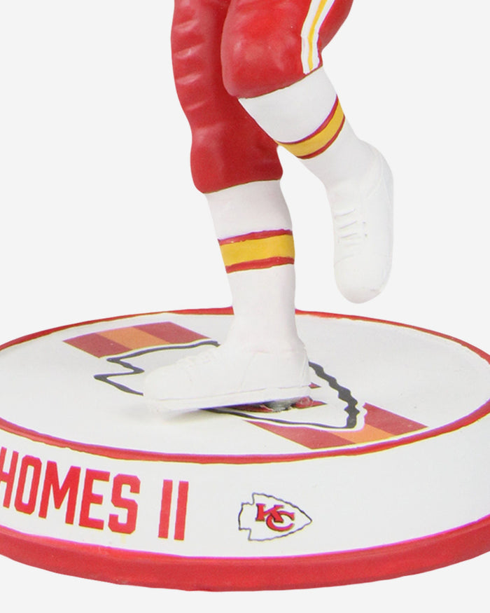 Patrick Mahomes Kansas City Chiefs Variant Bighead Bobblehead FOCO - FOCO.com