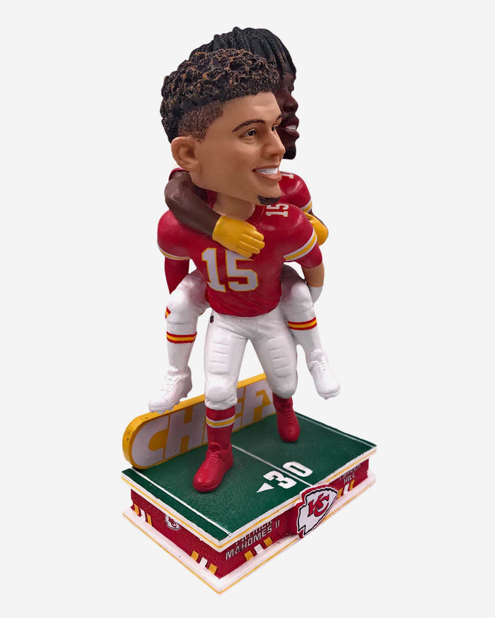 Patrick Mahomes & Tyreek Hill Kansas City Chiefs Piggyback Bobblehead FOCO - FOCO.com