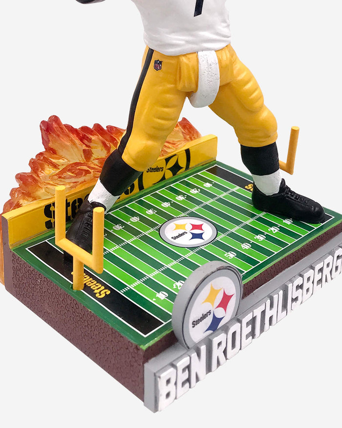 Ben Roethlisberger Pittsburgh Steelers On Fire Bobblehead FOCO - FOCO.com
