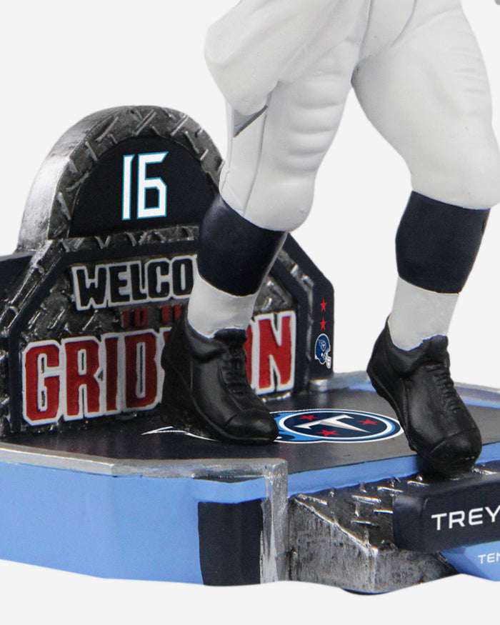 Treylon Burks Tennessee Titans NFL 2022 Rookie Series Bobblehead FOCO - FOCO.com