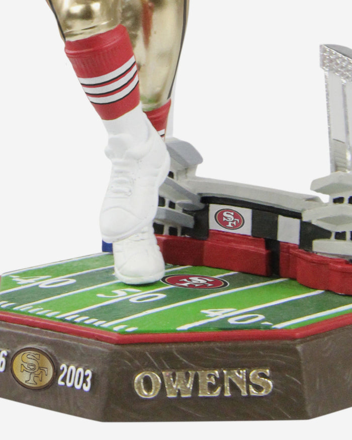 Terrell Owens San Francisco 49ers Retired Pro Gate Series Bobblehead FOCO - FOCO.com