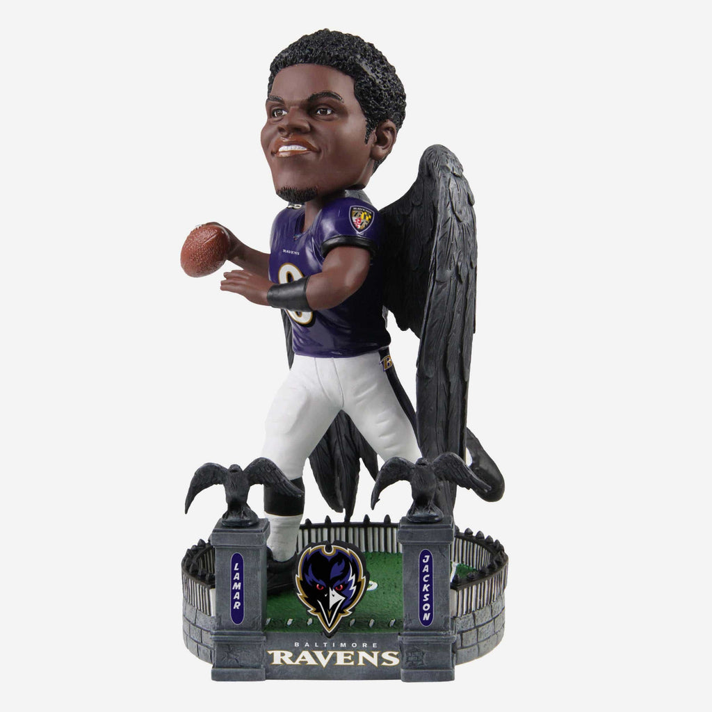 Lamar Jackson Baltimore Ravens Thematic Bobblehead FOCO - FOCO.com