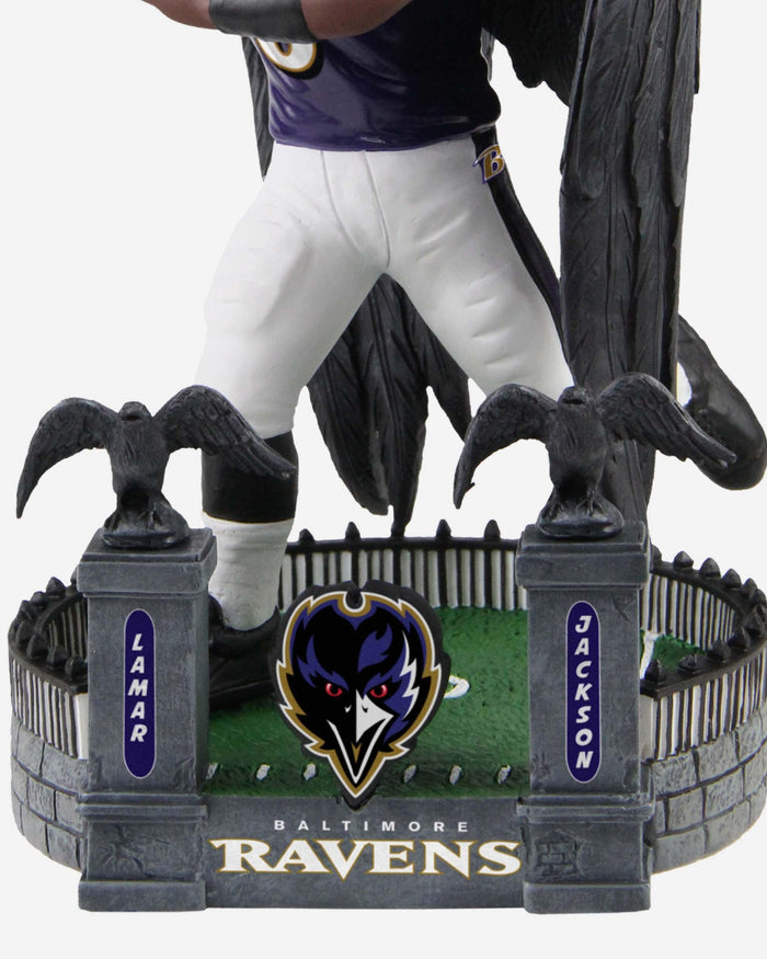 Lamar Jackson Baltimore Ravens Thematic Bobblehead FOCO - FOCO.com