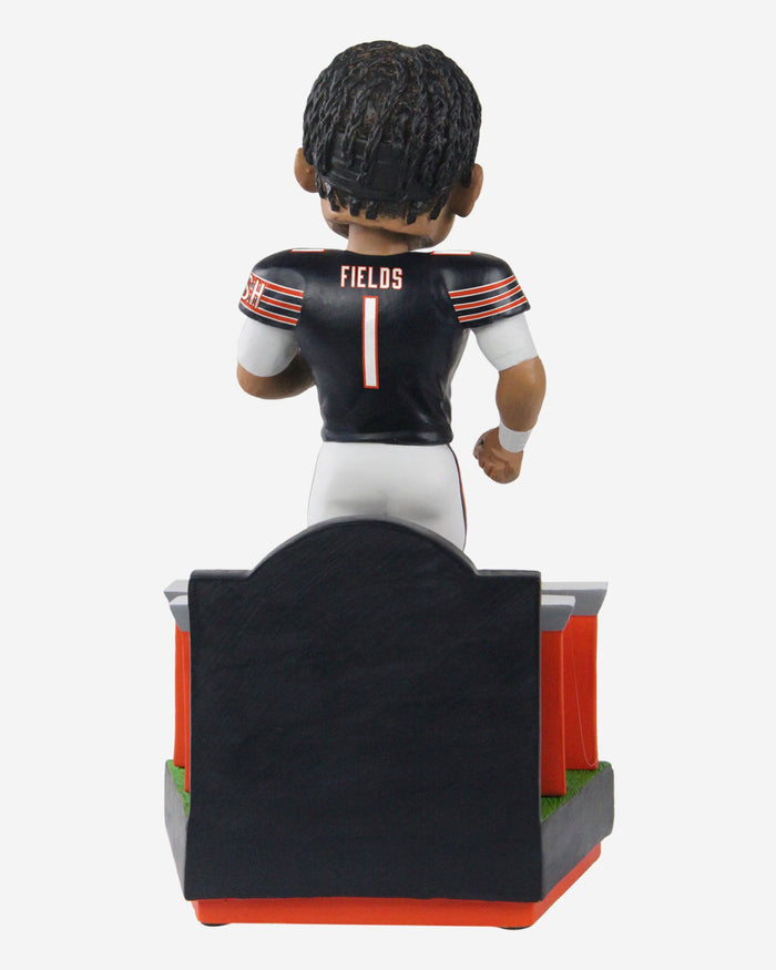 Justin Fields Chicago Bears Pregame Tunnel Entrance Bobblehead FOCO - FOCO.com