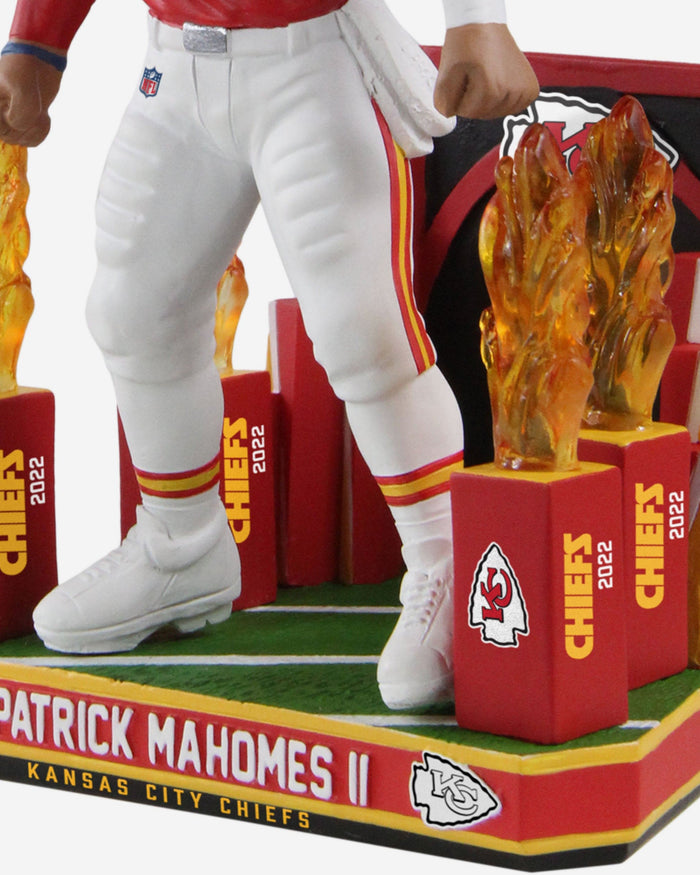 Patrick Mahomes Kansas City Chiefs Tunnel Entrance Bobblehead FOCO - FOCO.com