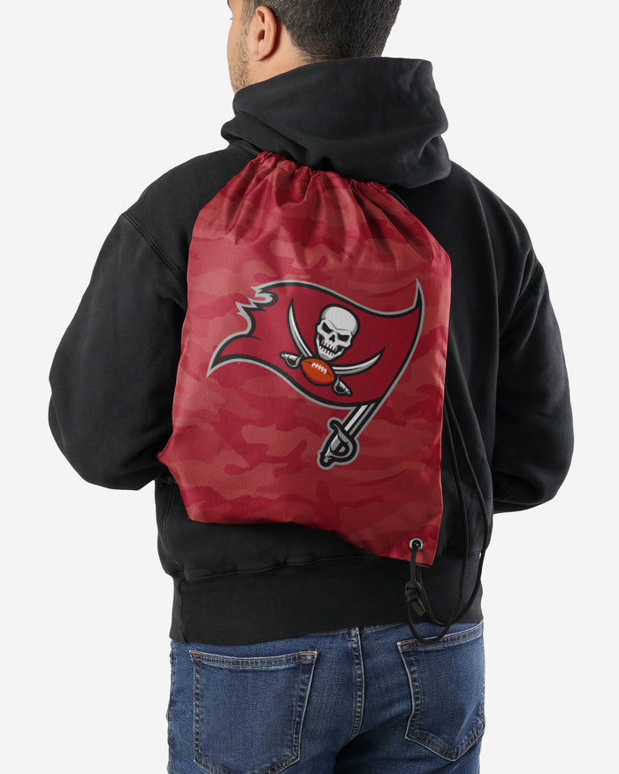 Tampa Bay Buccaneers Big Logo Camo Drawstring Backpack FOCO - FOCO.com