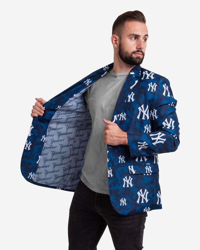 New York Yankees Digital Camo Suit Jacket FOCO - FOCO.com