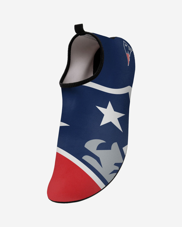 New England Patriots Mens Colorblock Water Shoe FOCO - FOCO.com