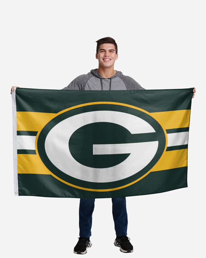 Green Bay Packers Big Logo Team Stripe Horizontal Flag FOCO - FOCO.com