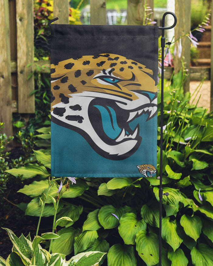Jacksonville Jaguars Colorblock Helmet Garden Flag FOCO - FOCO.com