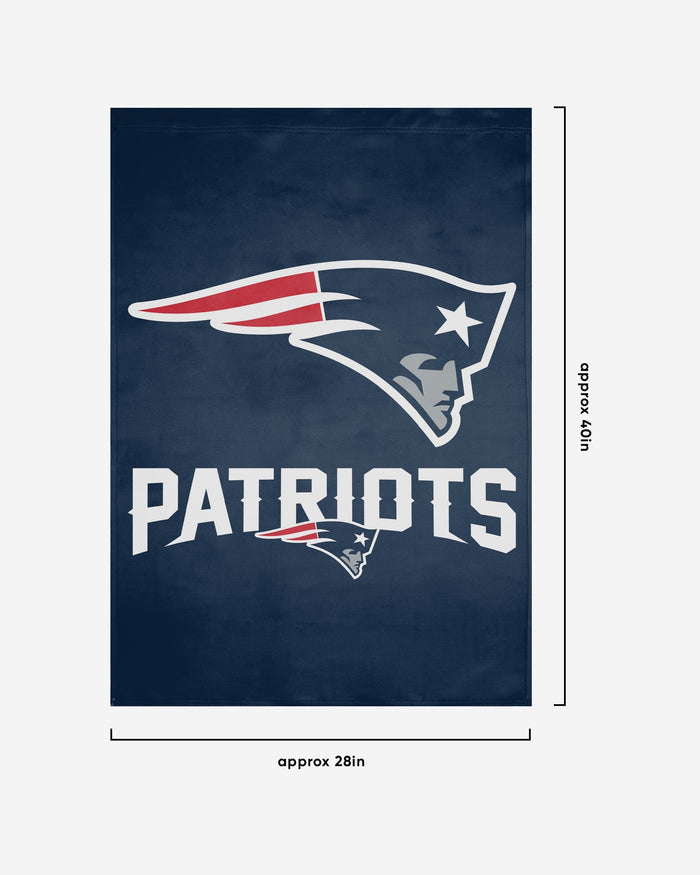 New England Patriots Solid Vertical Flag FOCO - FOCO.com