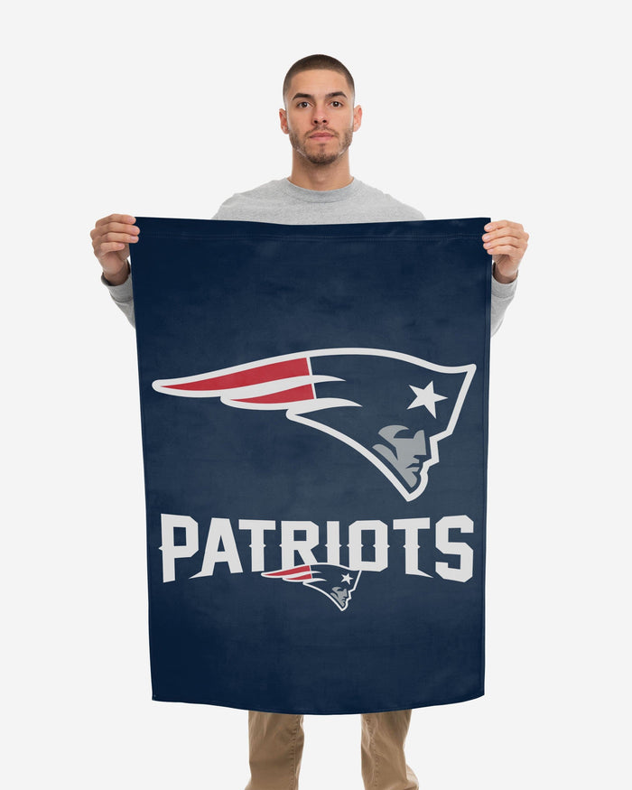 New England Patriots Solid Vertical Flag FOCO - FOCO.com