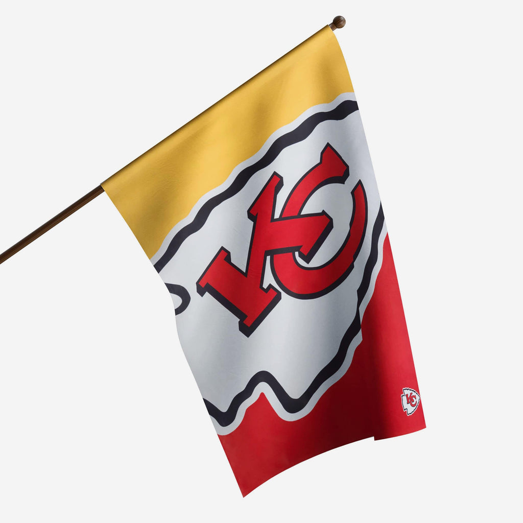 Kansas City Chiefs Vertical Flag FOCO - FOCO.com