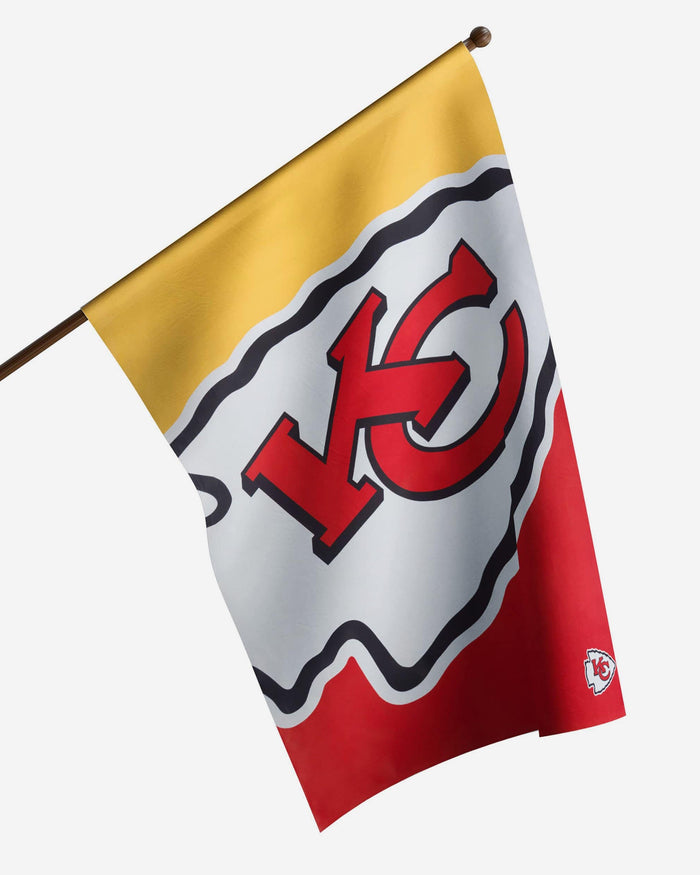 Kansas City Chiefs Vertical Flag FOCO - FOCO.com