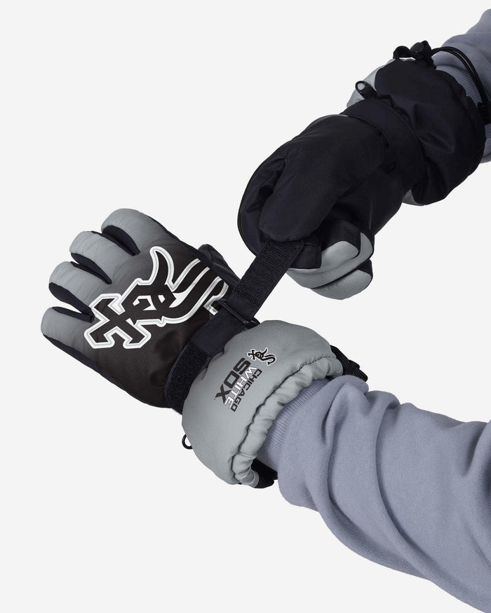 Chicago White Sox Gradient Big Logo Insulated Gloves FOCO - FOCO.com