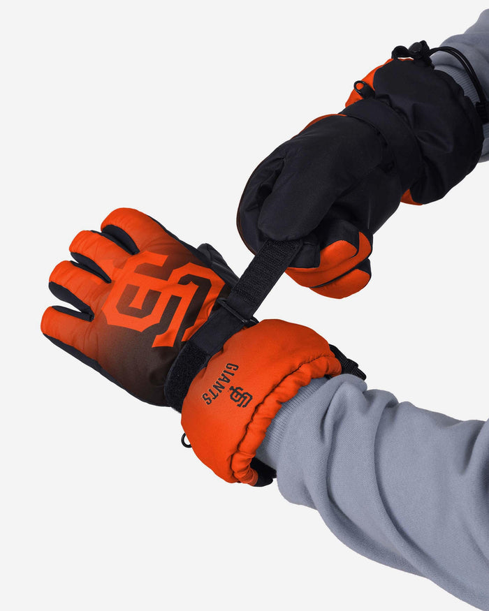San Francisco Giants Gradient Big Logo Insulated Gloves FOCO - FOCO.com