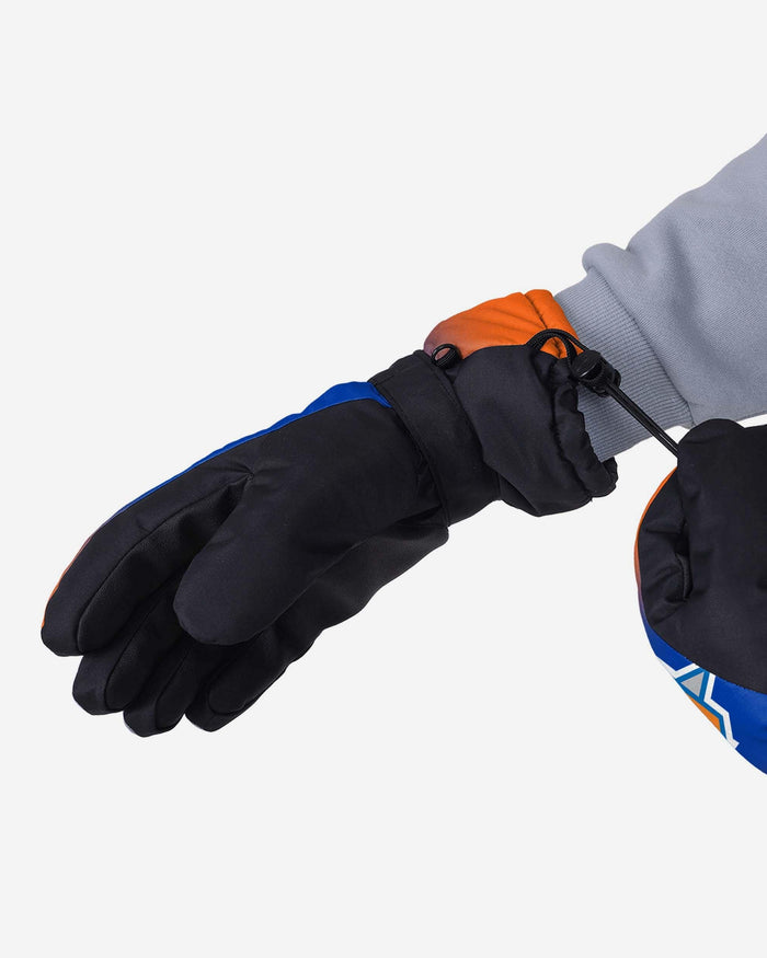 New York Knicks Gradient Big Logo Insulated Gloves FOCO - FOCO.com