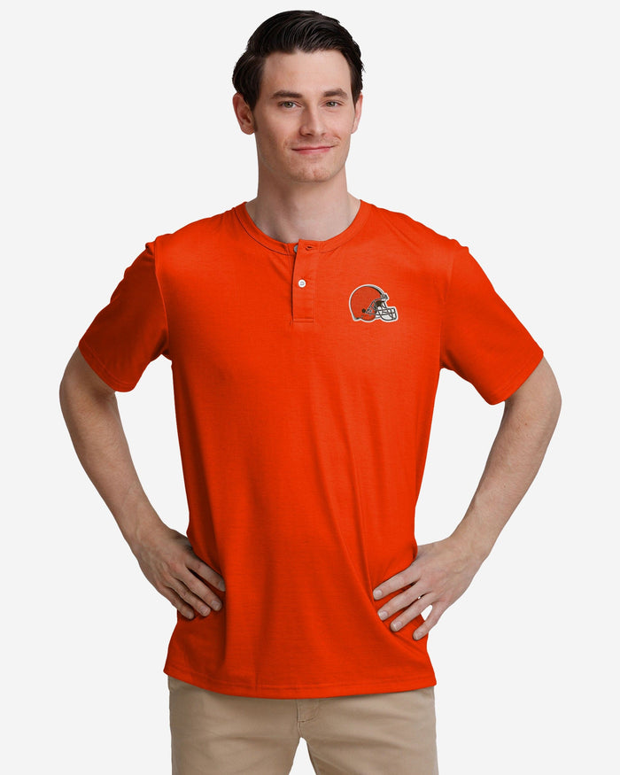 Cleveland Browns Solid Team Logo Short Sleeve Henley FOCO S - FOCO.com