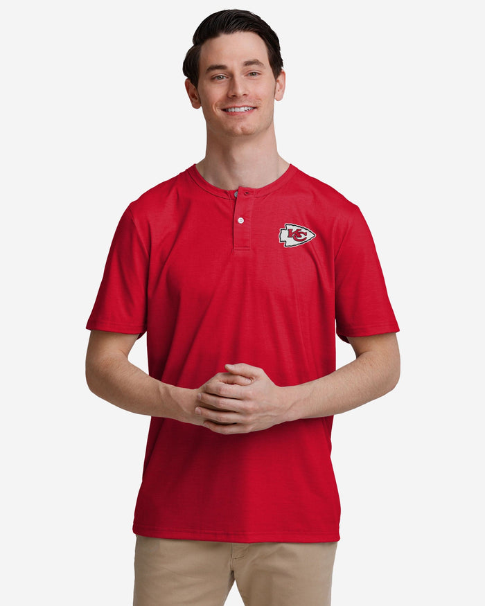 Kansas City Chiefs Solid Team Logo Short Sleeve Henley FOCO S - FOCO.com