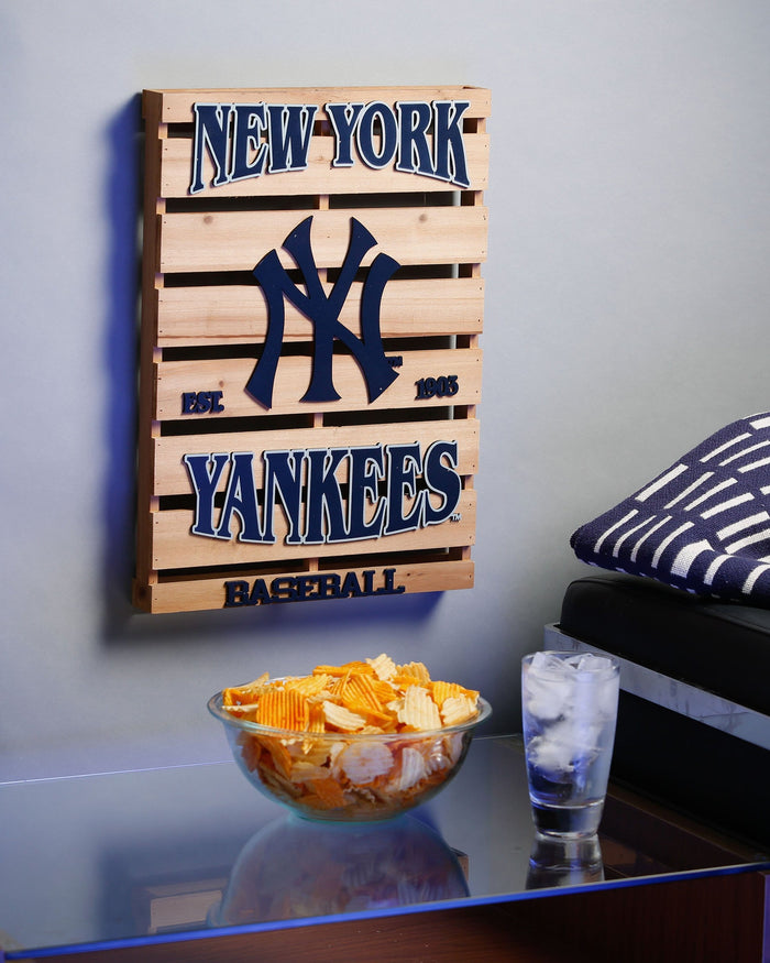 New York Yankees Wood Pallet Sign FOCO - FOCO.com