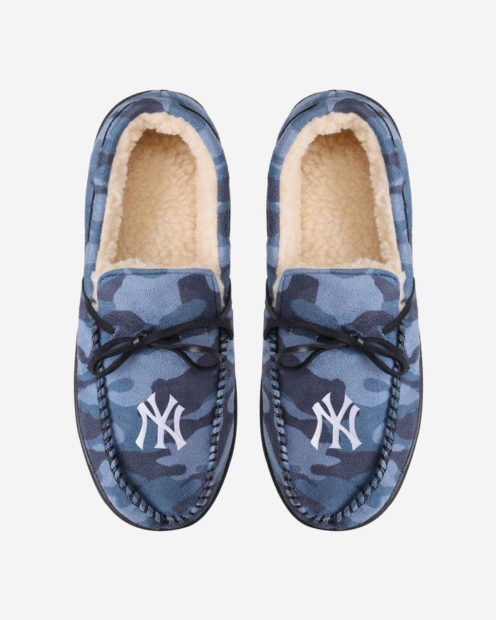 New York Yankees Printed Camo Moccasin Slipper FOCO - FOCO.com