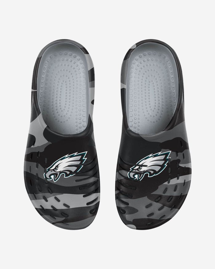 Philadelphia Eagles Tonal Camo Clog FOCO - FOCO.com