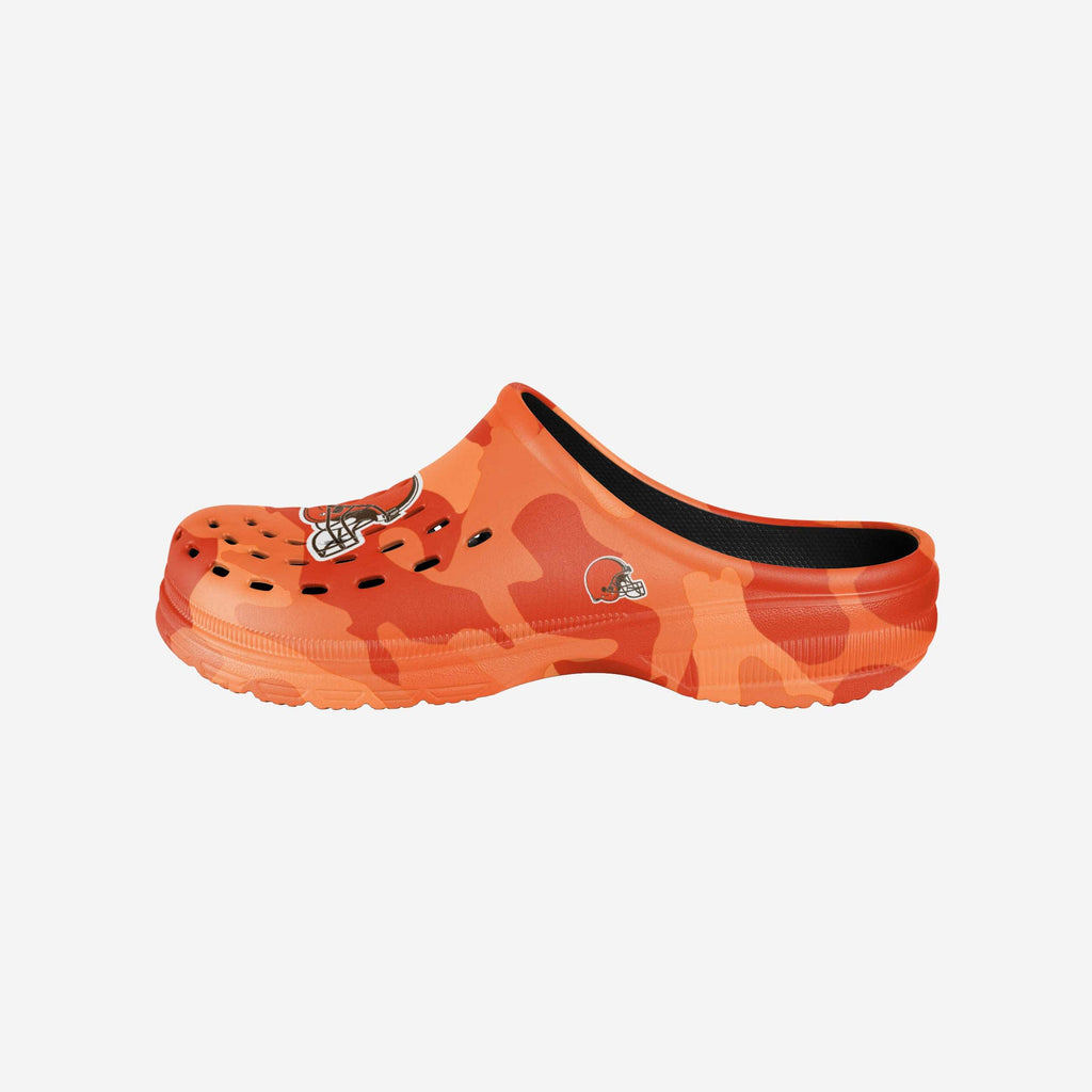 Cleveland Browns Tonal Camo Clog FOCO S - FOCO.com