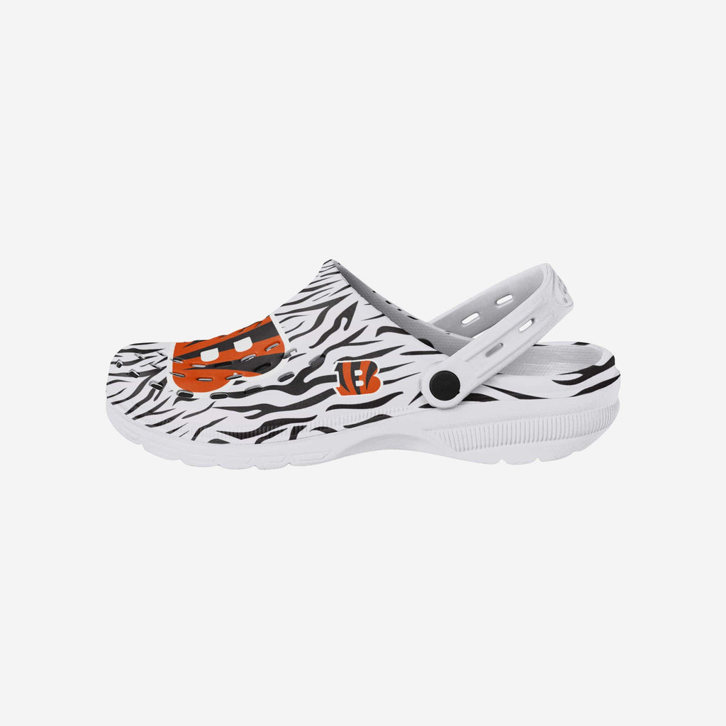 Cincinnati Bengals White Stripe Clog With Strap FOCO S - FOCO.com