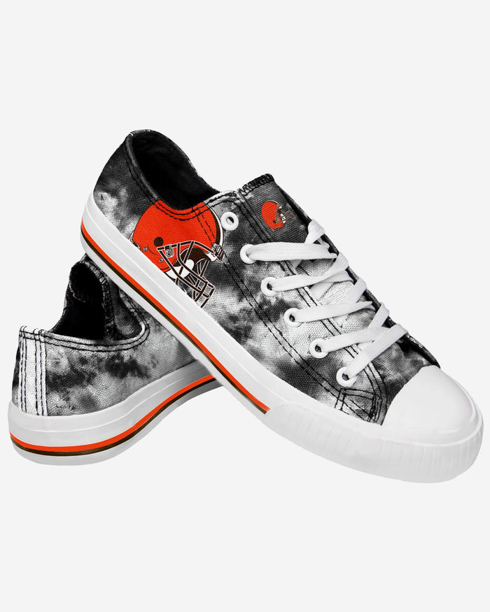 Cleveland Browns Womens Low Top Tie-Dye Canvas Shoe FOCO - FOCO.com