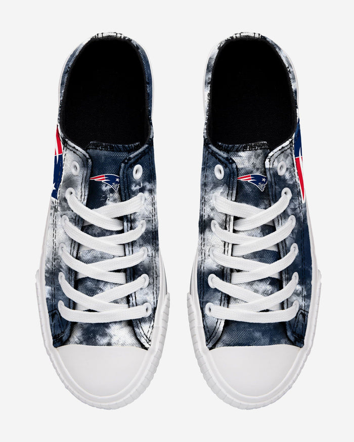 New England Patriots Womens Low Top Tie-Dye Canvas Shoe FOCO - FOCO.com