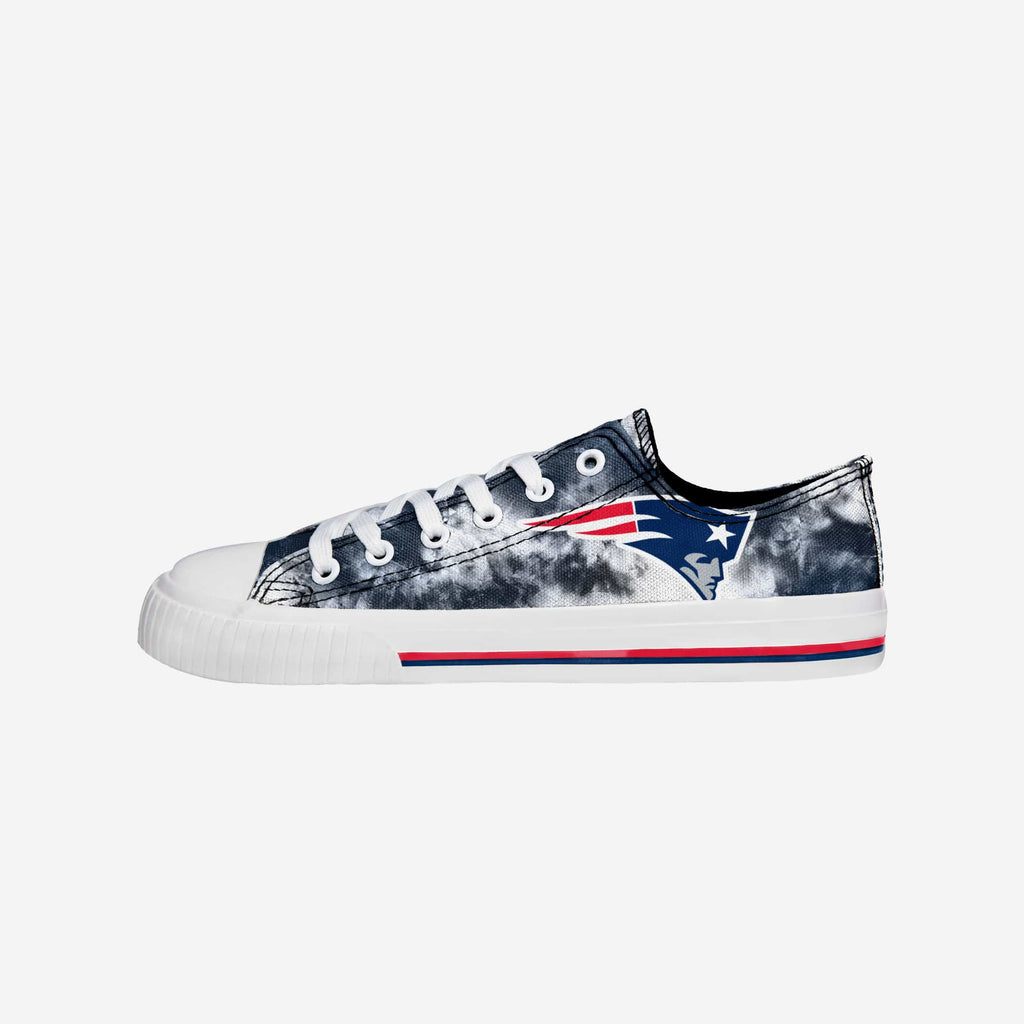 New England Patriots Womens Low Top Tie-Dye Canvas Shoe FOCO 6 - FOCO.com