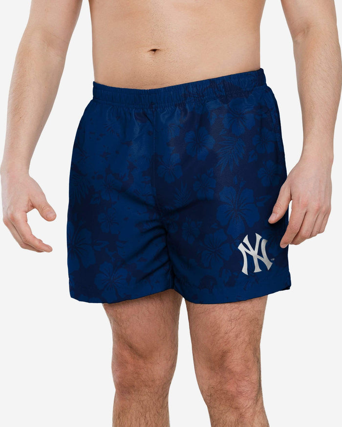 New York Yankees Color Change-Up Swimming Trunks FOCO S - FOCO.com
