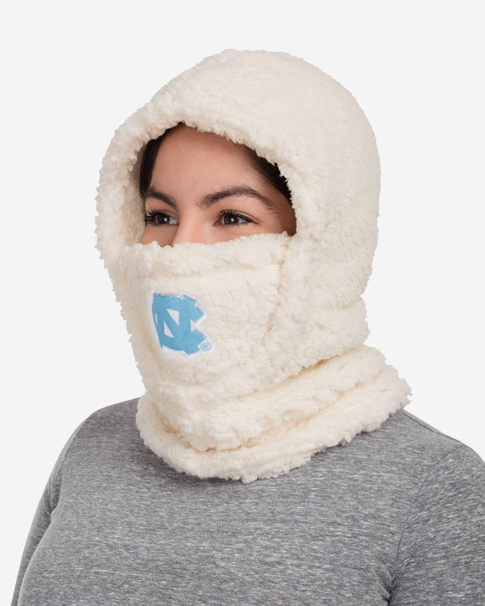 North Carolina Tar Heels Sherpa Hooded Gaiter FOCO - FOCO.com