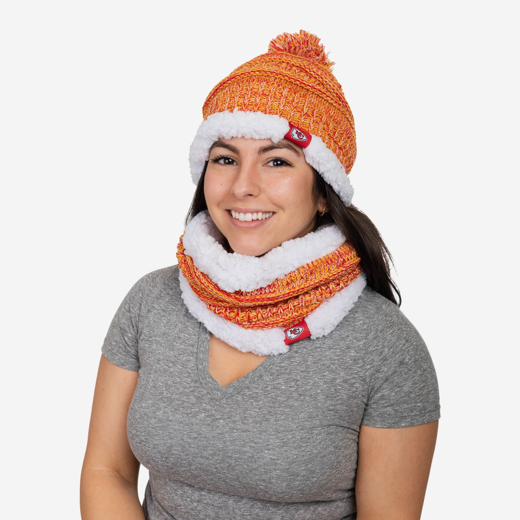 Kansas City Chiefs Womens Color Wave Chunky Beanie & Gaiter Scarf Set FOCO - FOCO.com