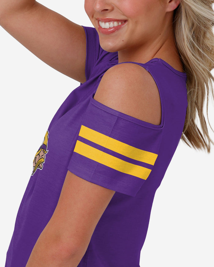 Minnesota Vikings Womens Cold Shoulder T-Shirt FOCO - FOCO.com