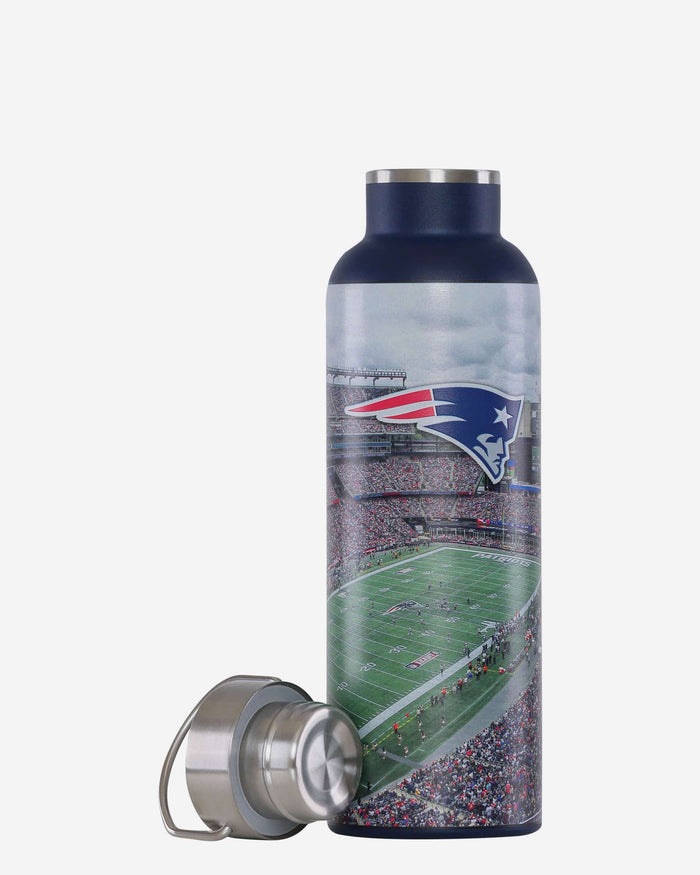 New England Patriots Home Field Hydration 25 oz Bottle FOCO - FOCO.com