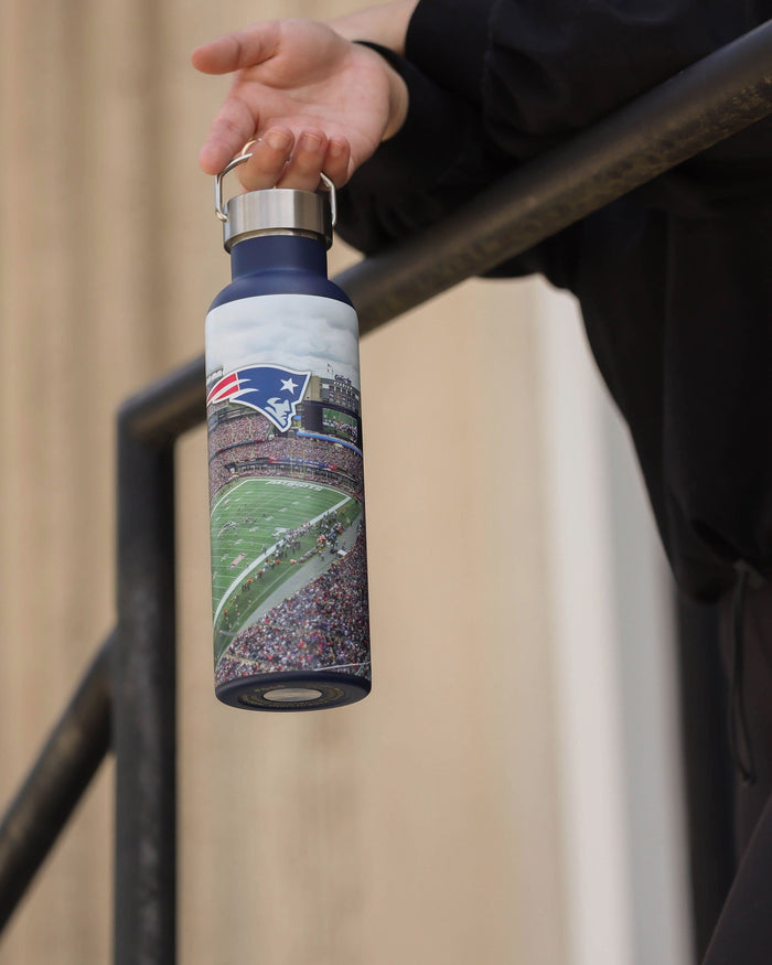 New England Patriots Home Field Hydration 25 oz Bottle FOCO - FOCO.com
